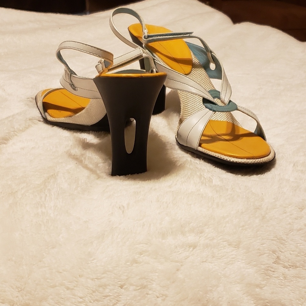 Cole Haan Fun heels - Picture 2 of 3